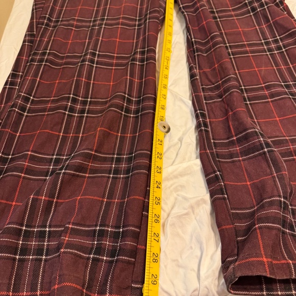 Torrid Studio Pull-On Pocket Pixie Wide-Leg Pants – Burgundy Plaid - Picture 4 of 9
